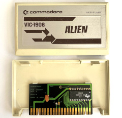 Die Commodore VIC-1906 - Alien Steck-Module.