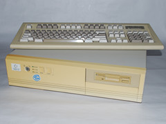 Commodore 486SX-25
