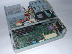 Innerhalb des Commodore 486SX-25 Computer.