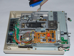 The inside of the Commodore 1541-II.