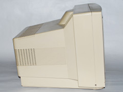 The side view of the 1085S-D2 monitor.